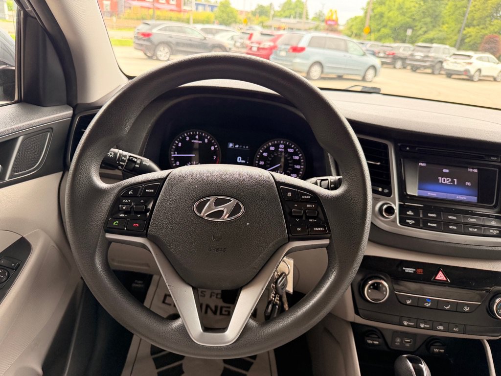 Used 2016 Hyundai Tucson SE w/ Option Group 02 AWD/4WD image 19