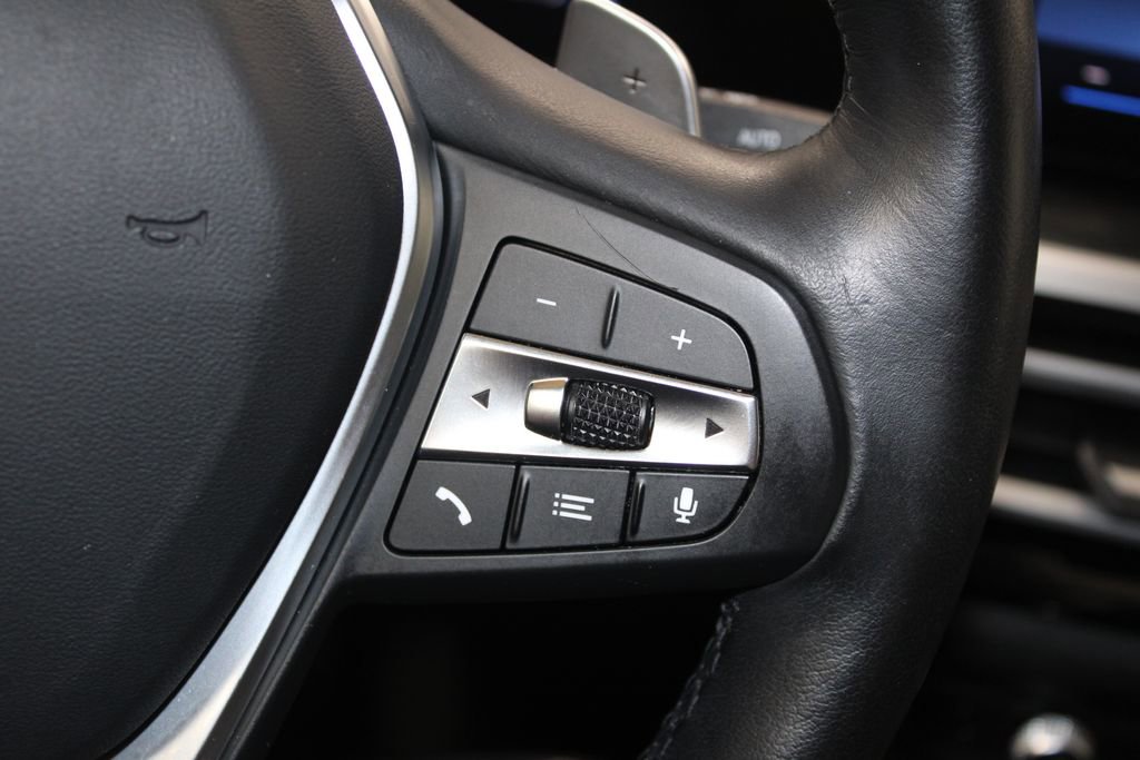 Used 2024 BMW 330e image 35