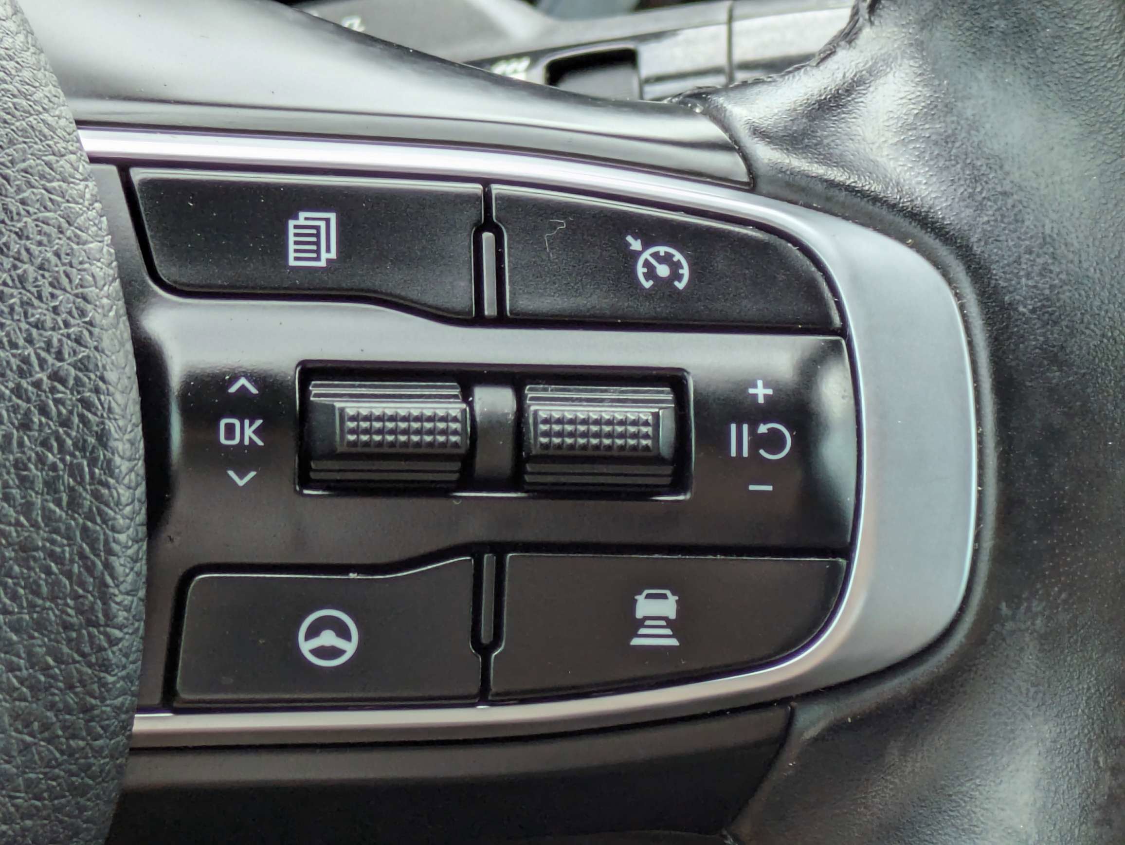 Used 2022 Kia K5 GT-Line w/ GT-Line FWD Premium Package image 31