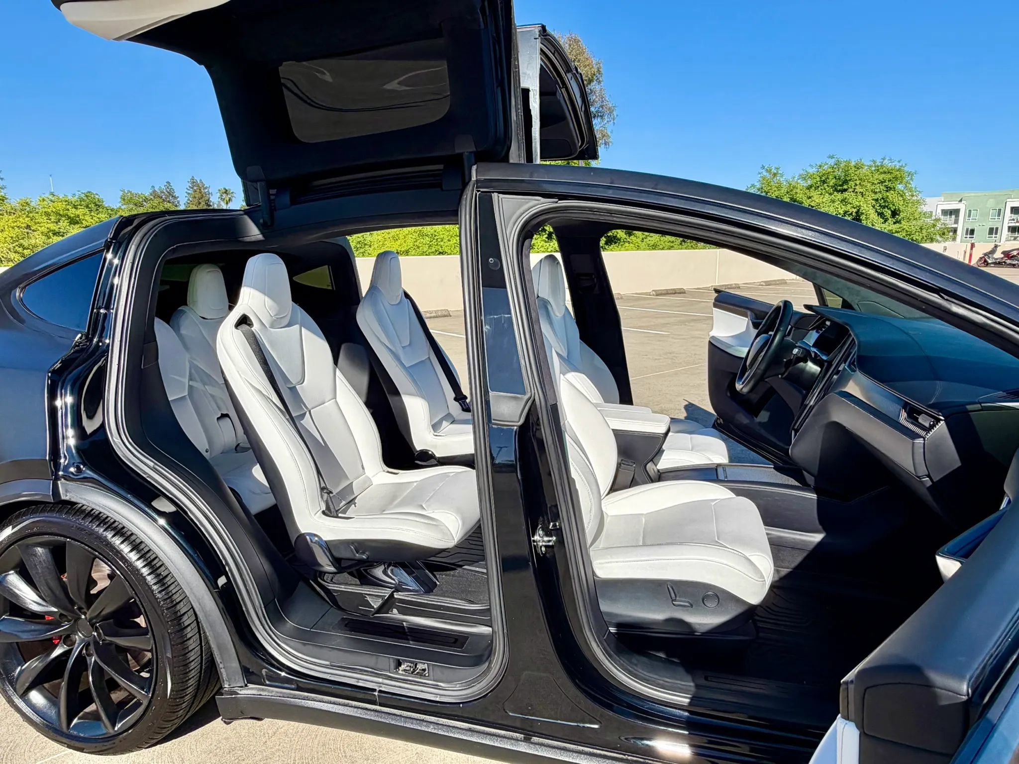Used 2019 Tesla Model X P100D AWD/4WD image 16