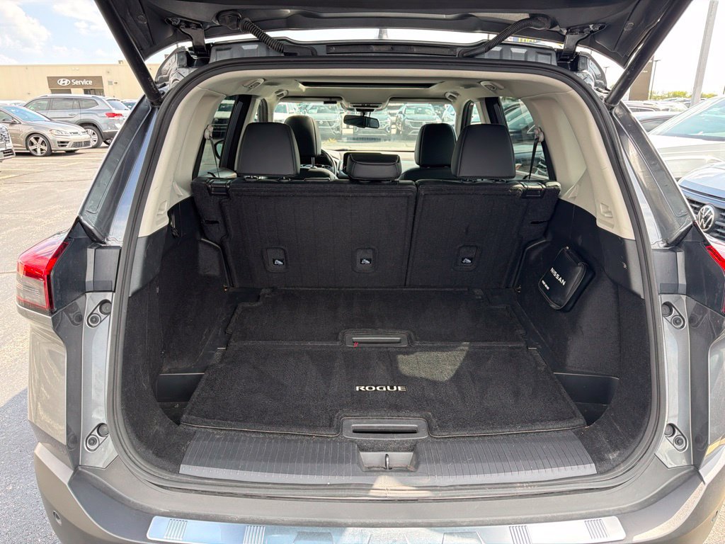 Used 2022 Nissan Rogue SL w/ SL Premium Package AWD/4WD image 10