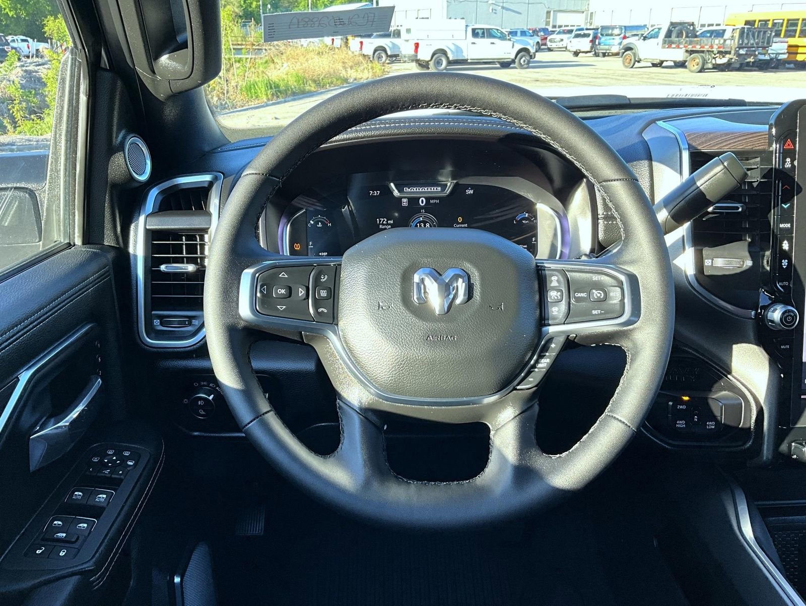 Used 2025 RAM 3500 Laramie AWD/4WD image 13