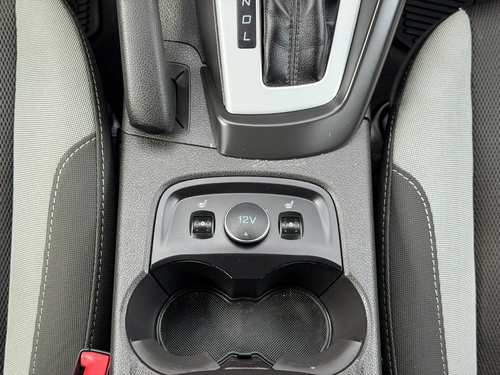 Used 2014 Ford Focus SE w/ SE Sport Package image 27