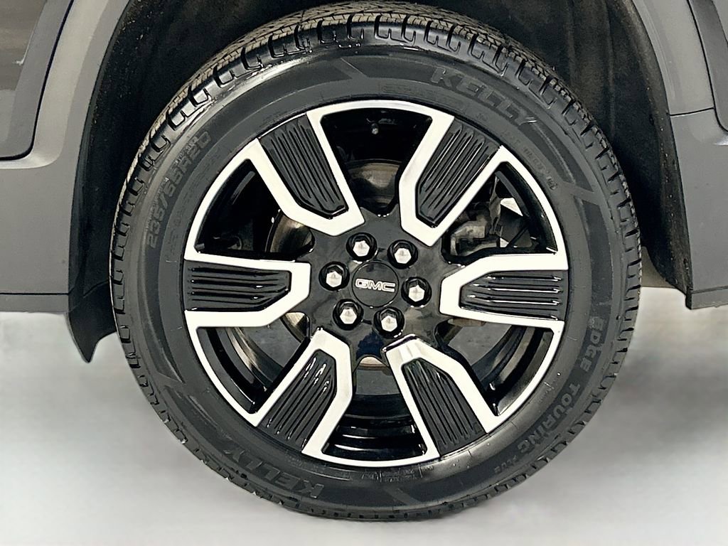 Used 2021 GMC Acadia SLT w/ Elevation Edition image 33