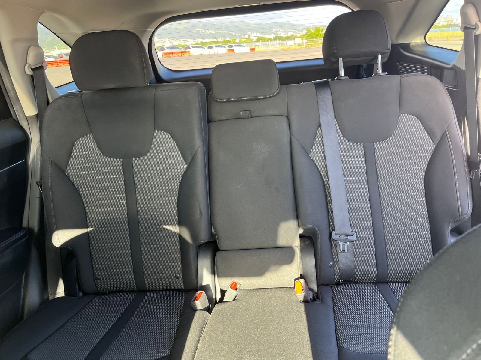 Used 2023 Kia Sorento LX FWD image 33