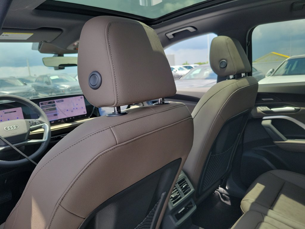 New 2026 Audi Q5 Premium Plus AWD/4WD image 25