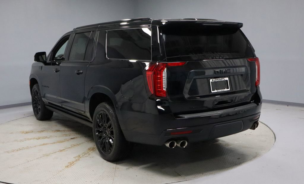 Used 2024 GMC Yukon XL Denali Ultimate image 11