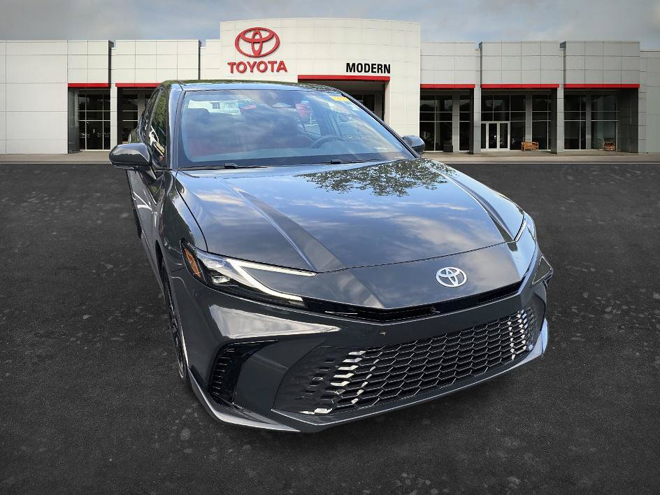 Used 2026 Toyota Camry XSE FWD image 5
