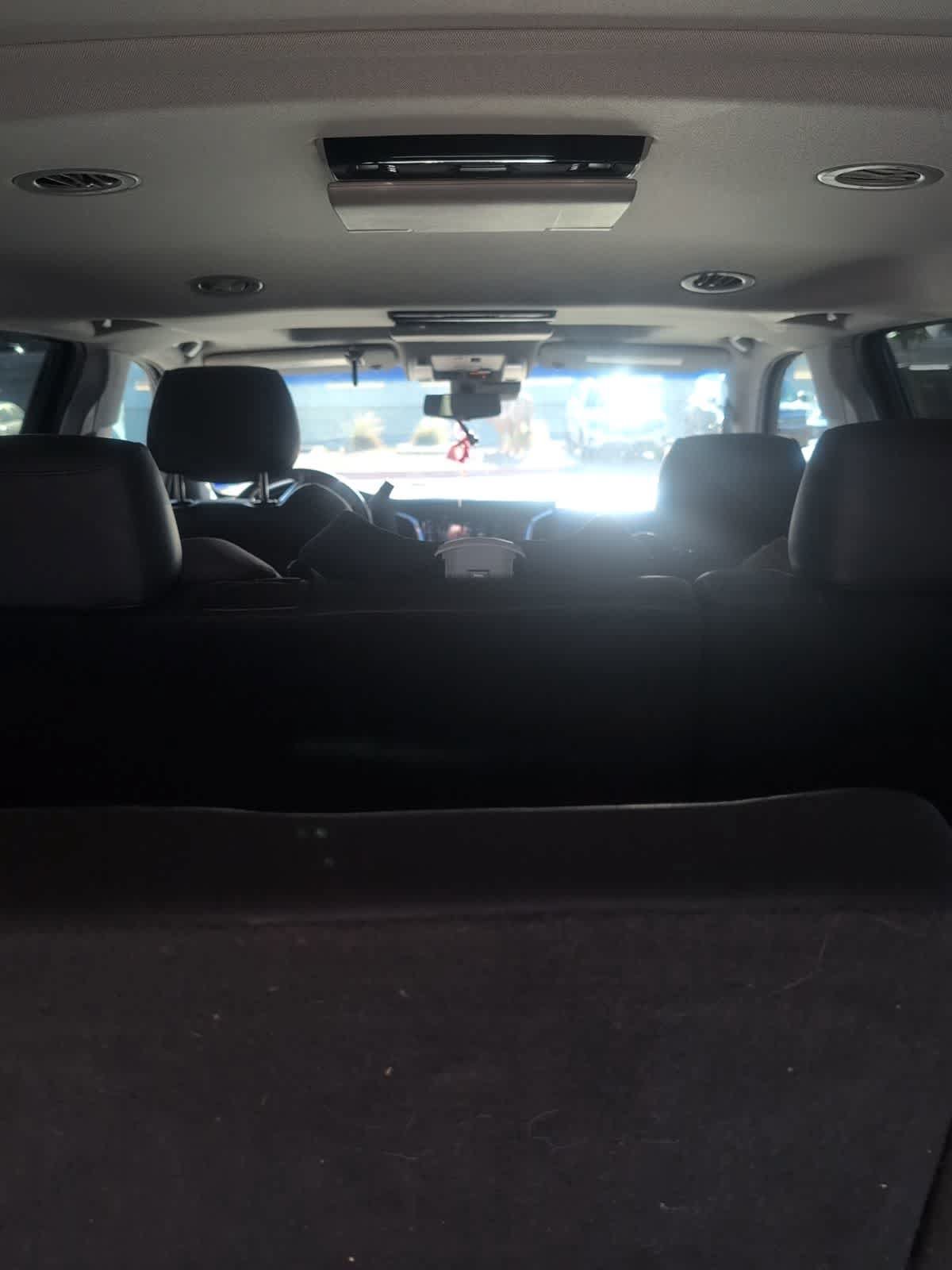 Used 2018 Cadillac Escalade ESV Luxury RWD image 17