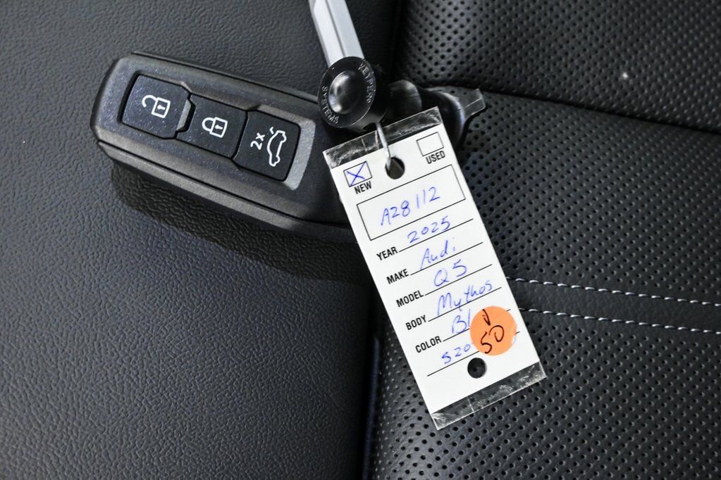 New 2025 Audi Q5 Premium Plus w/ Premium Plus image 38