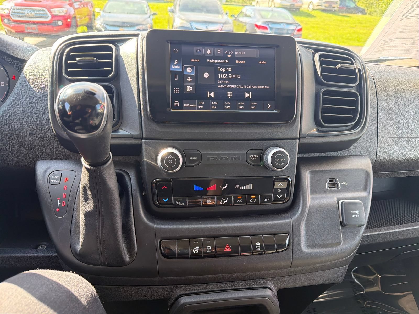 Used 2024 RAM ProMaster 2500 w/ Cold Weather Group FWD image 21