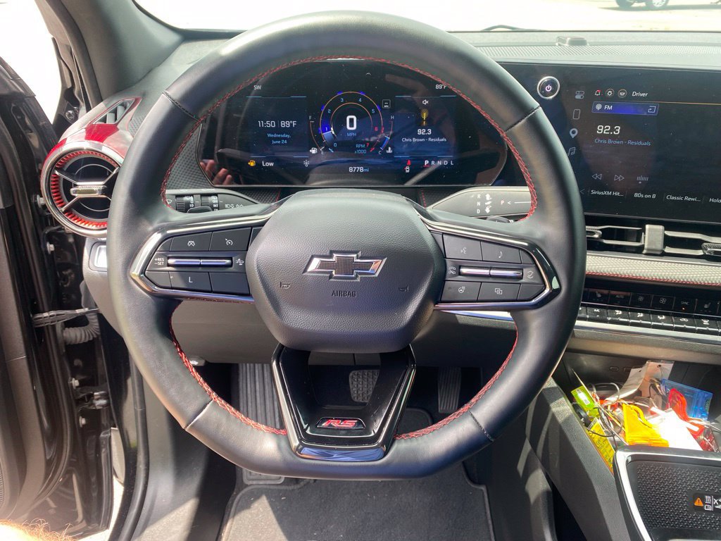 Used 2025 Chevrolet Equinox RS w/ Safety and Technology Package FWD image 16