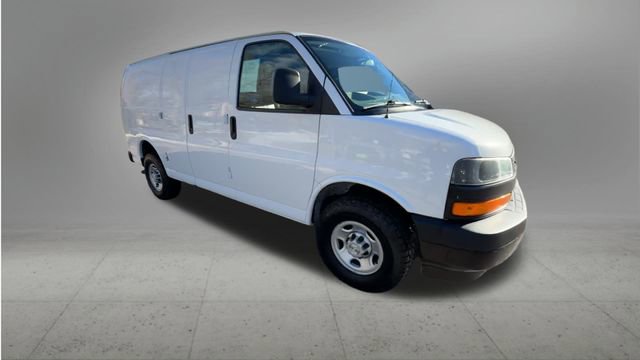 Used 2021 Chevrolet Express 2500 w/ Driver Convenience Package image 2