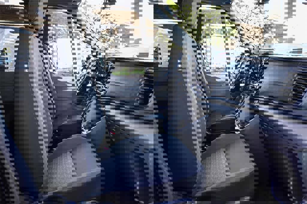 Used 2024 Ford Transit 350 XLT image 16