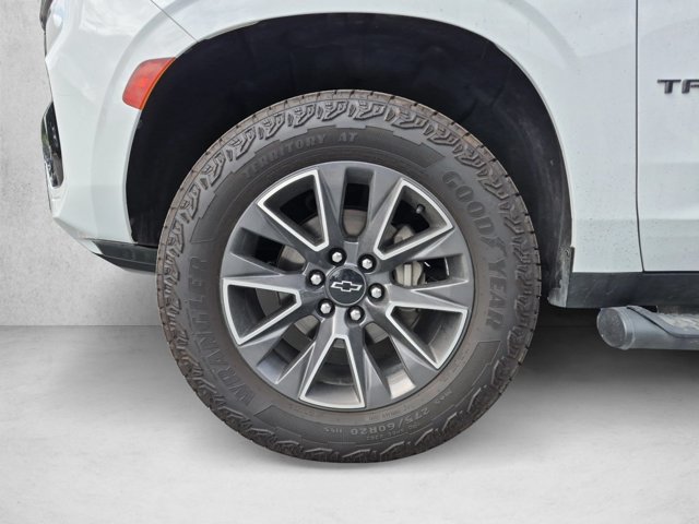 Used 2023 Chevrolet Tahoe Z71 w/ Luxury Package AWD/4WD image 11