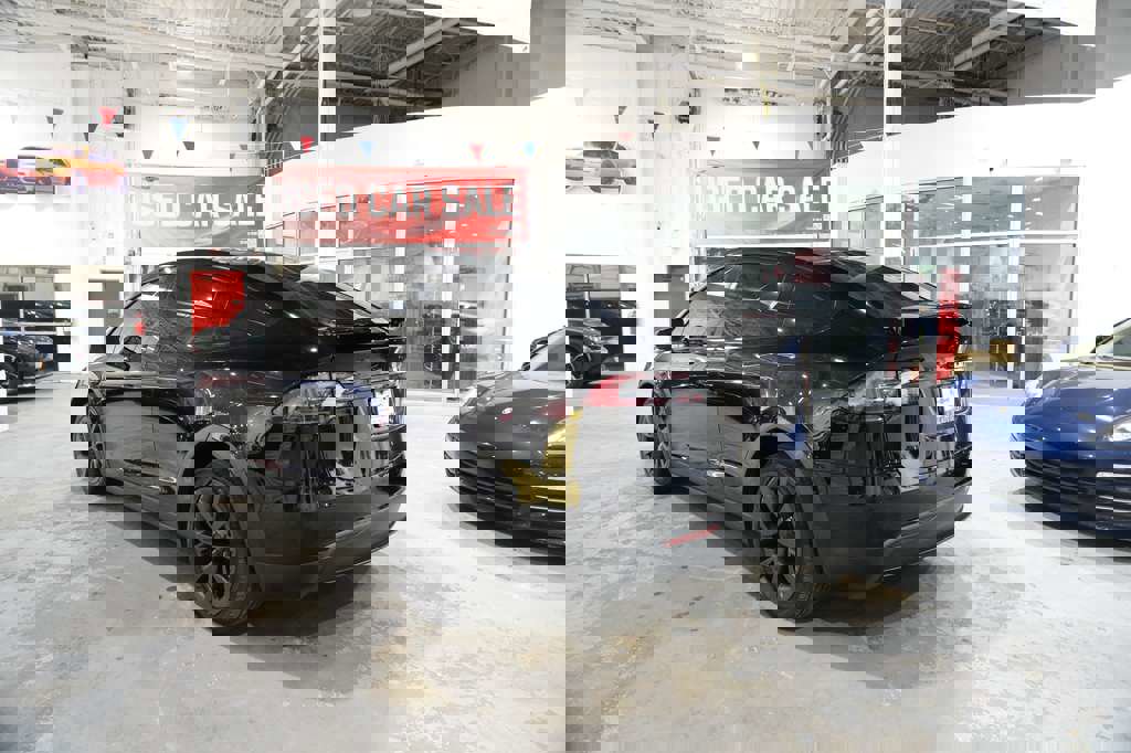 Used 2020 Tesla Model X Performance image 8