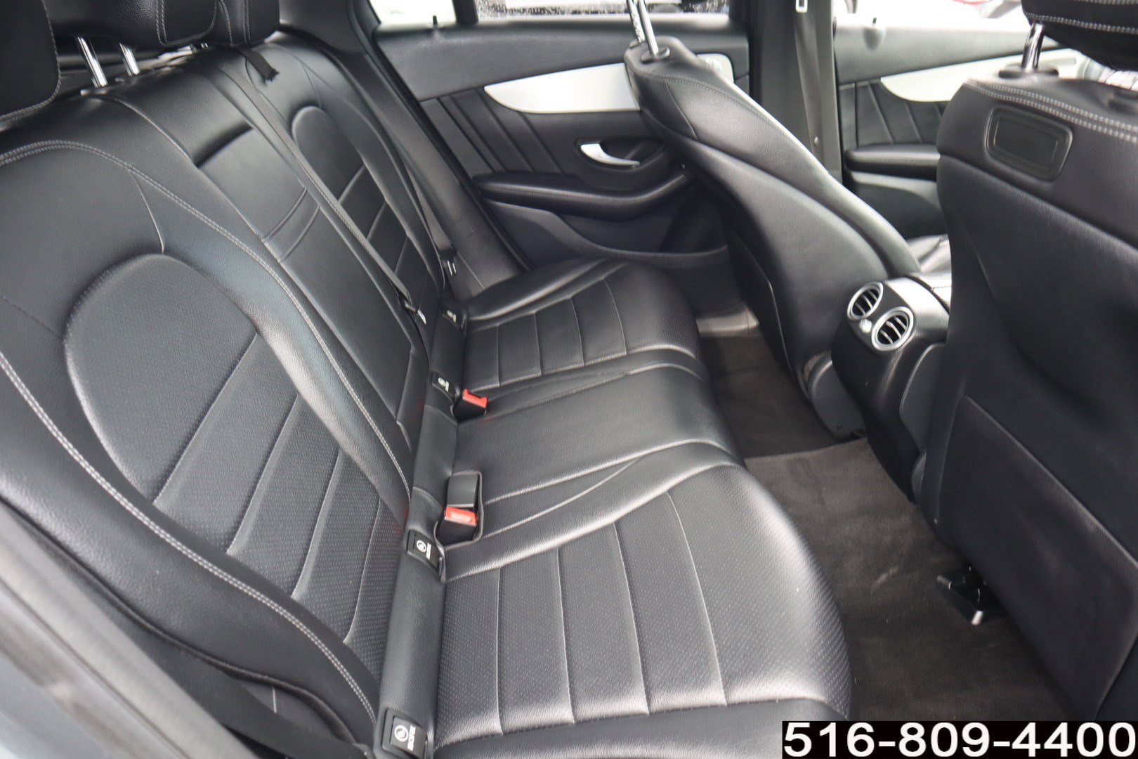 Used 2019 Mercedes-Benz GLC 300 4MATIC image 31