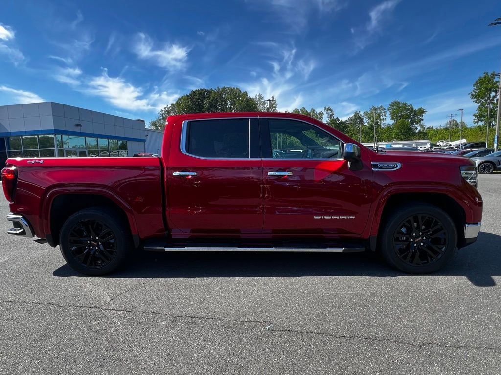 Used 2025 GMC Sierra 1500 SLT w/ SLT Premium Plus Package AWD/4WD image 25