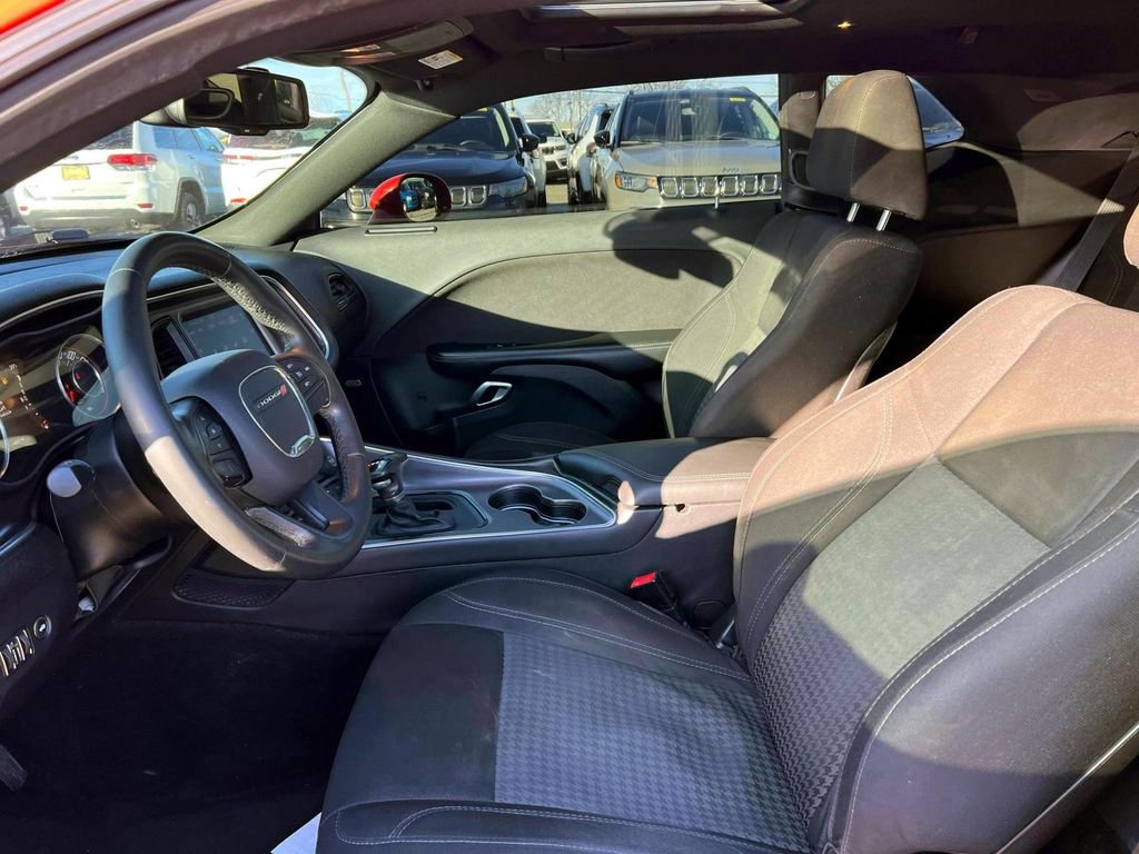 Used 2015 Dodge Challenger R/T w/ Quick Order Package 28B R/T image 11