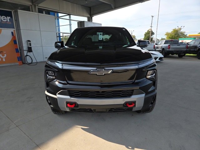 New 2026 Chevrolet Silverado EV Trail Boss image 2