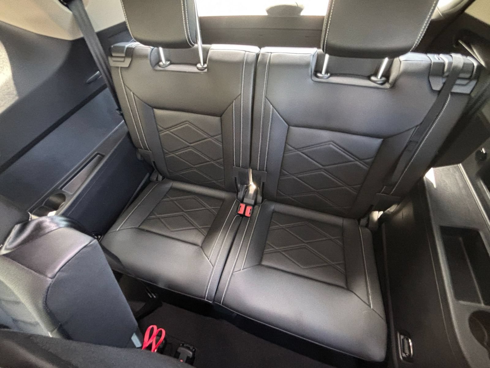 Used 2026 Volkswagen Atlas SE FWD image 31