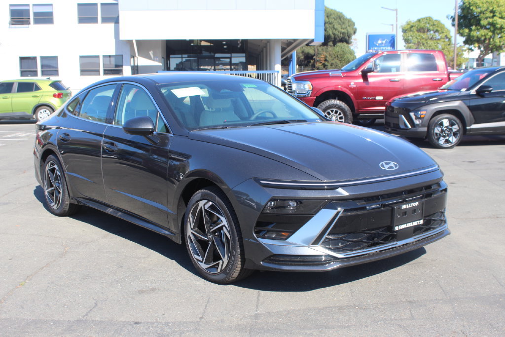 New 2026 Hyundai Sonata SEL FWD image 5