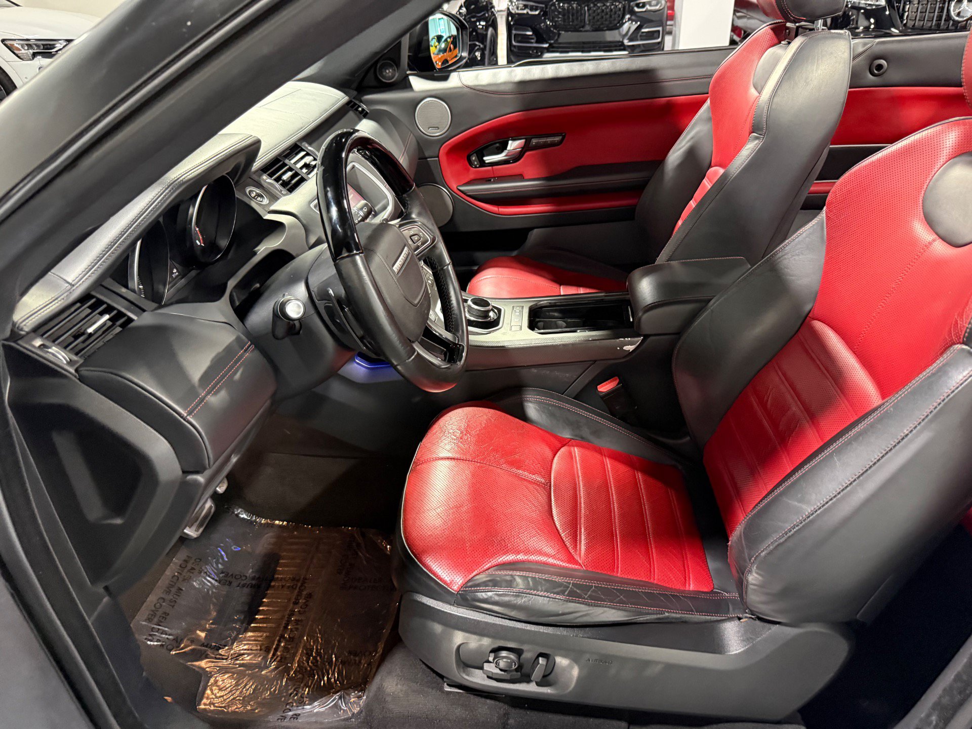 Used 2018 Land Rover Range Rover Evoque HSE Dynamic AWD/4WD image 25