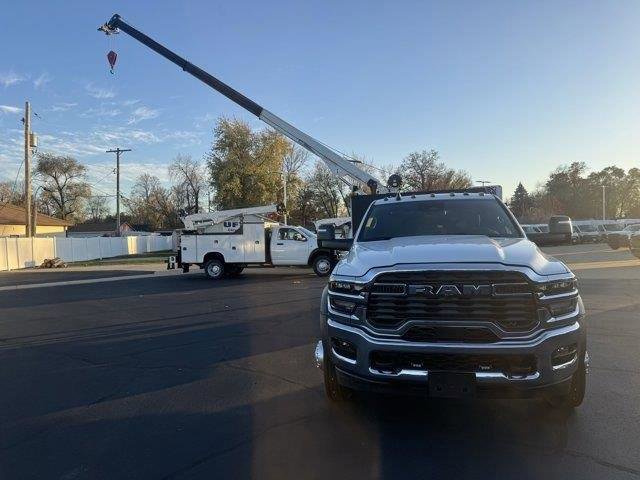 New 2025 RAM 5500 Tradesman AWD/4WD image 25