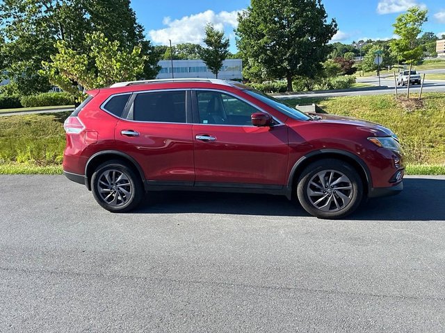 Used 2016 Nissan Rogue SL w/ SL Premium Package AWD/4WD image 4