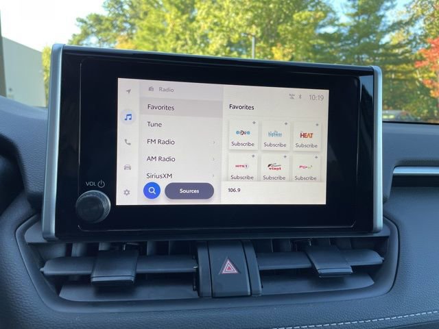 Used 2023 Toyota RAV4 XLE image 22