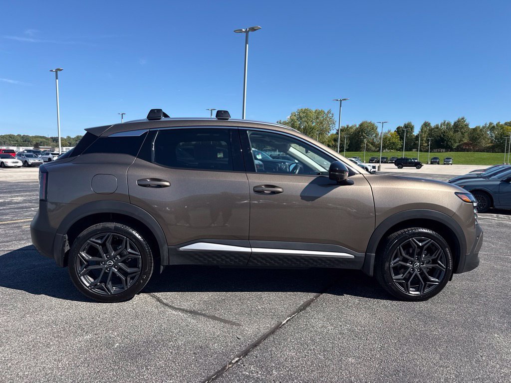 Certified 2026 Nissan Kicks SR w/ SR Premium Package AWD/4WD image 21