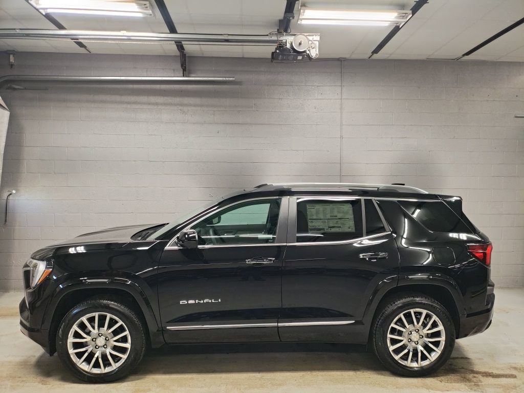 New 2026 GMC Terrain Denali w/ LPO, Floor Liner Package image 17