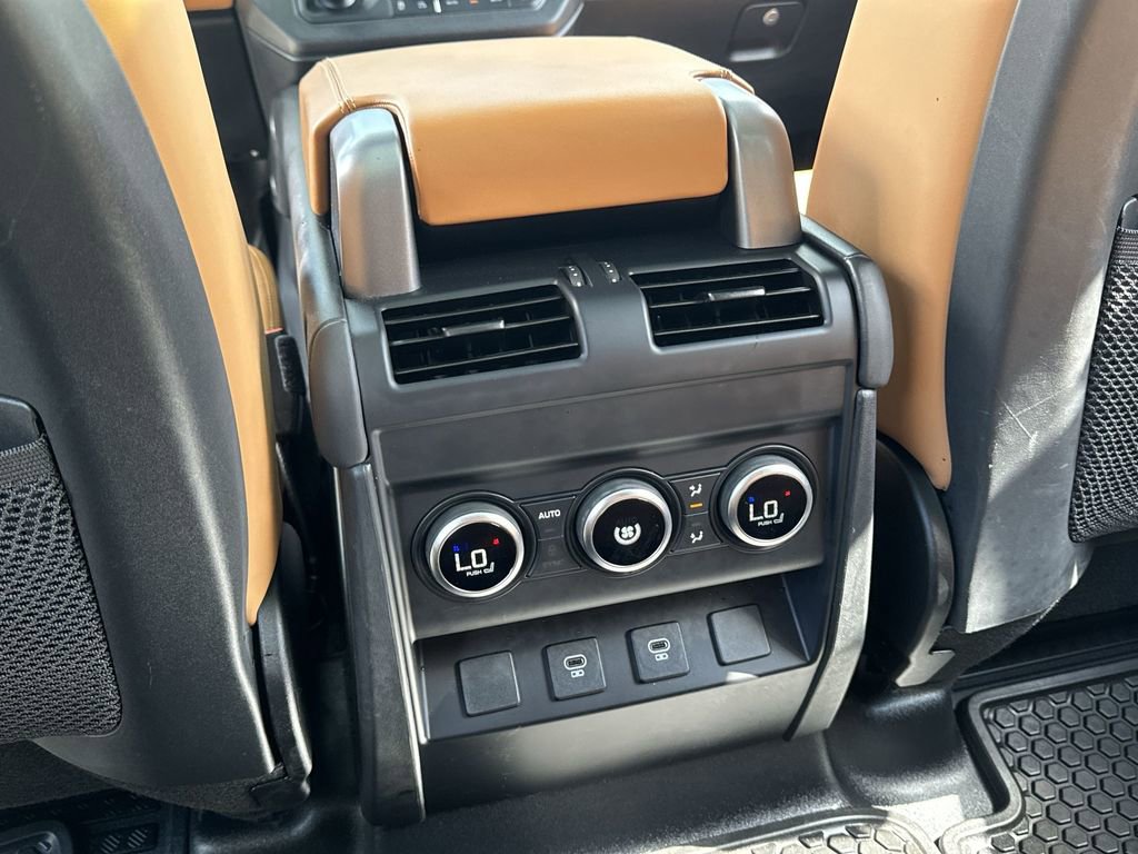 Used 2023 Land Rover Defender 110 V8 image 30