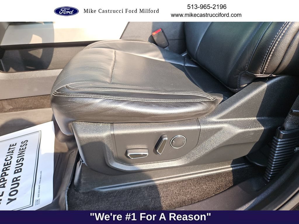 Used 2017 Ford F150 Lariat w/ Equipment Group 502A Luxury AWD/4WD image 26