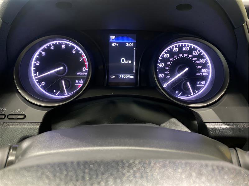 Used 2023 Toyota Camry SE image 12