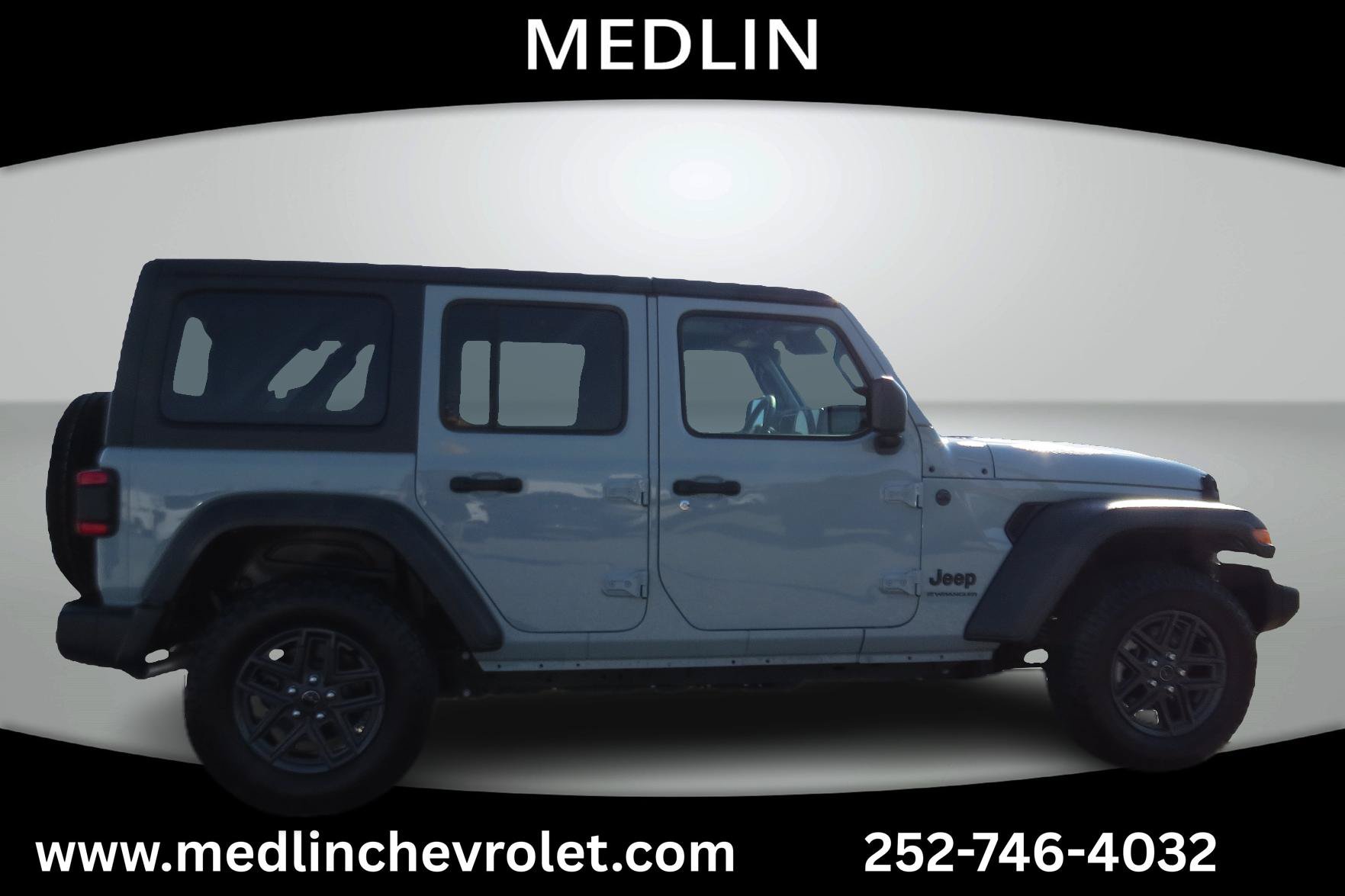 Used 2024 Jeep Wrangler Unlimited Sport AWD/4WD image 9
