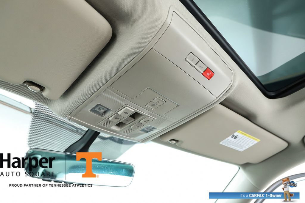 Used 2023 Volkswagen Atlas SE w/ Panoramic Sunroof Package FWD image 26