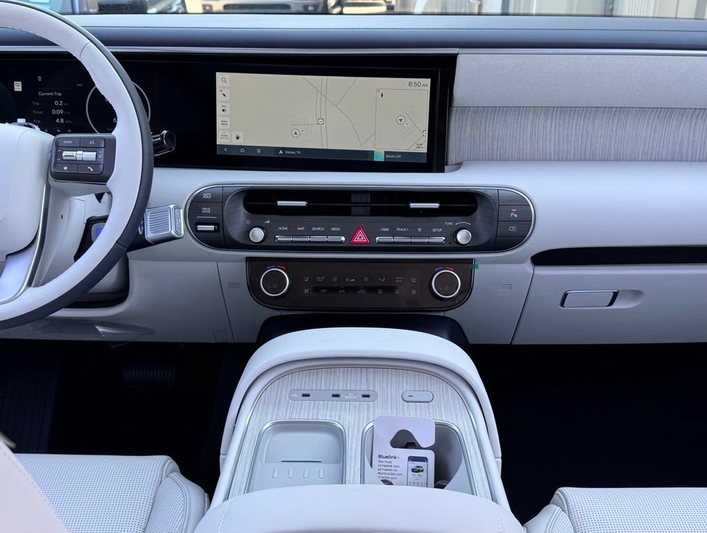 New 2026 Hyundai Palisade Calligraphy FWD image 4