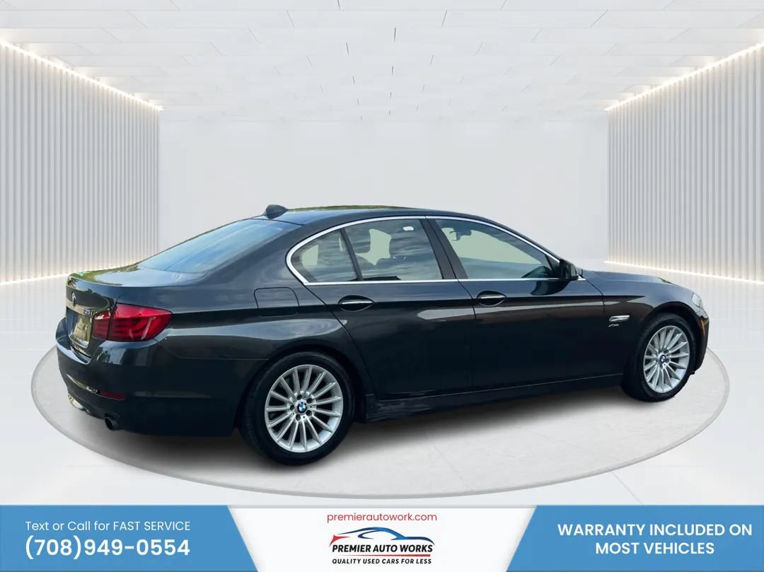 Used 2011 BMW 535i xDrive Sedan AWD/4WD image 4