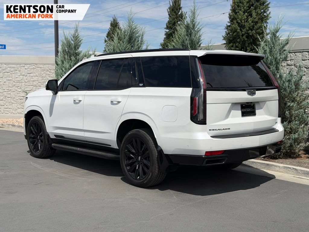Used 2024 Cadillac Escalade Sport w/ LPO, Floor Liner Package AWD/4WD image 5