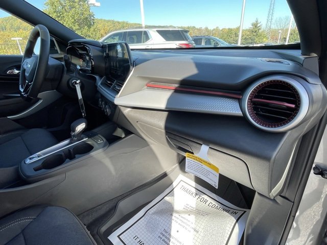 New 2026 Chevrolet Trax RS image 32