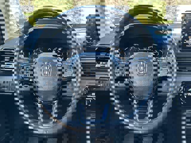 Used 2023 Honda Pilot Touring image 8