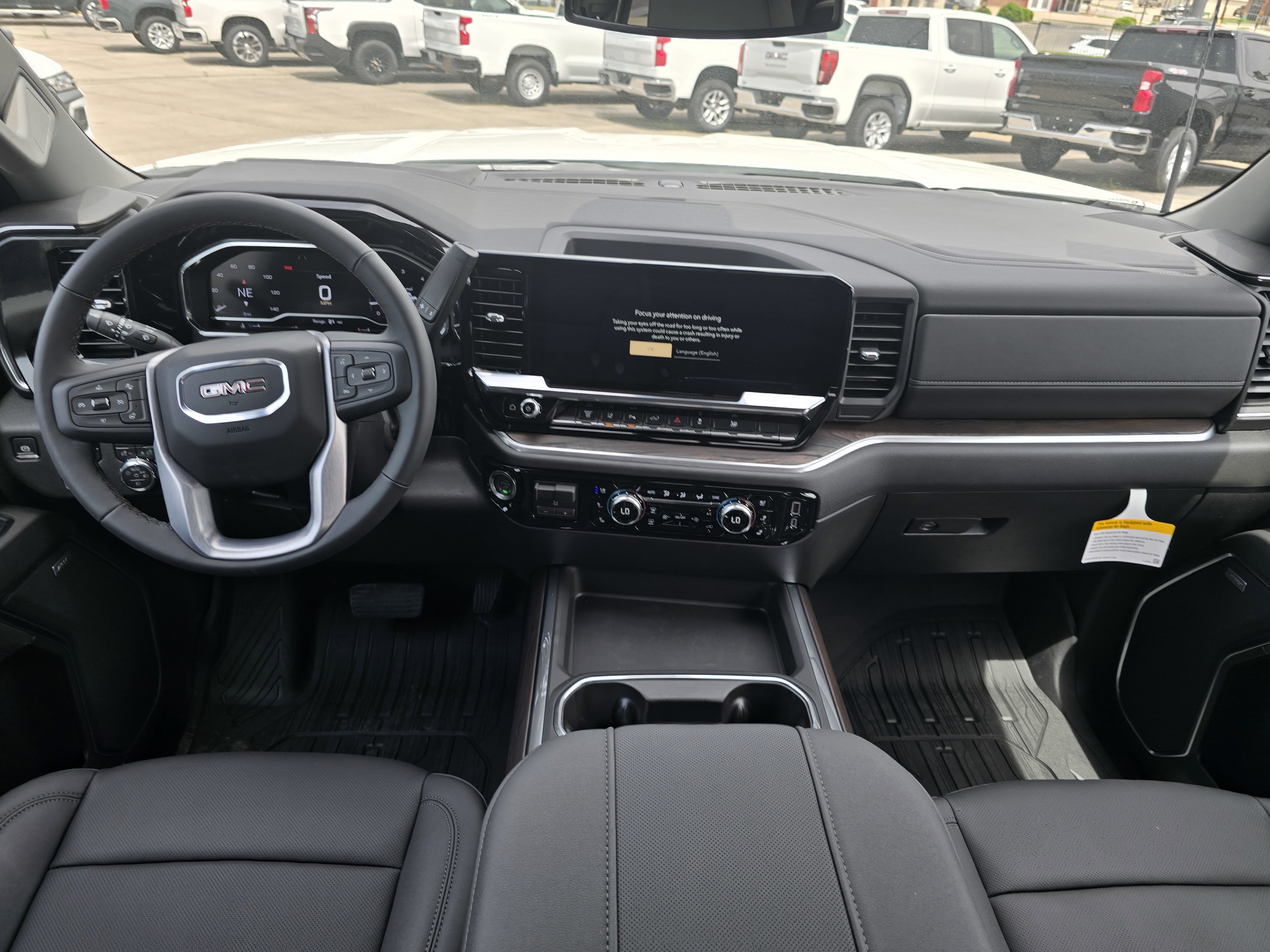 New 2025 GMC Sierra 2500 SLT w/ SLT Convenience Package image 27