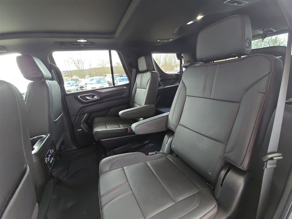Used 2022 Chevrolet Tahoe RST w/ Luxury Package image 25