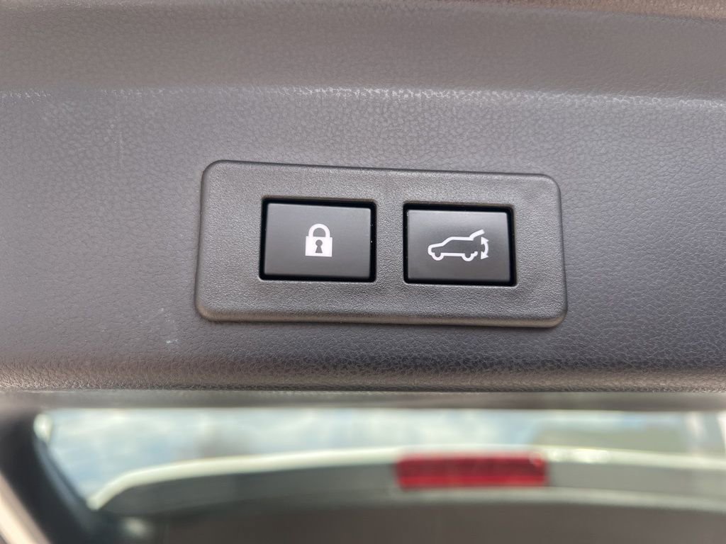 Used 2023 Subaru Ascent Premium w/ Convenience Package AWD/4WD image 14