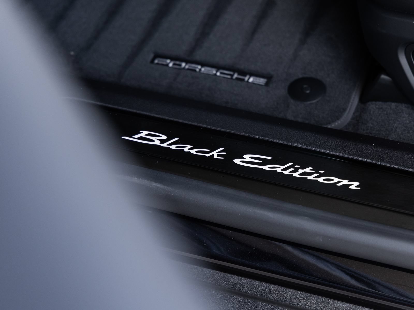 New 2026 Porsche Taycan AWD/4WD image 24