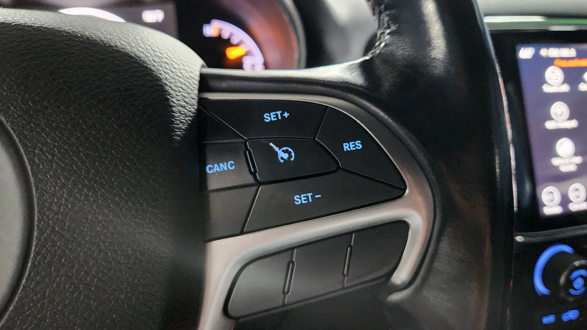 Used 2020 Jeep Grand Cherokee Laredo w/ Quick Order Package 2BN North image 24