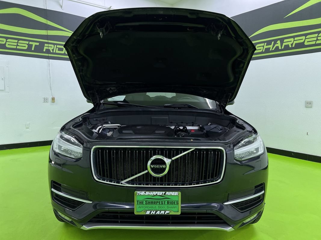 Used 2017 Volvo XC90 T6 Momentum w/ Momentum Plus Package AWD/4WD image 4