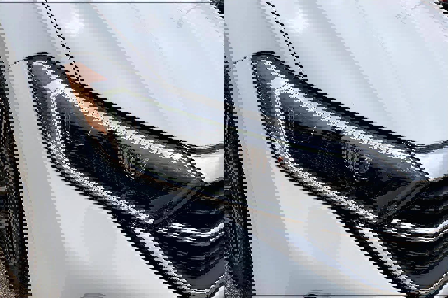 Used 2024 Volkswagen Jetta SEL FWD image 28