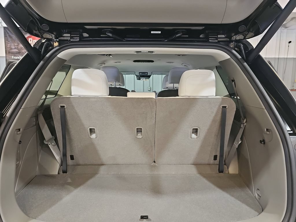 New 2026 Hyundai Palisade FWD Hybrid image 14